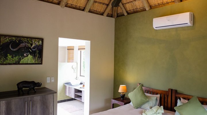 Cheetah Paw Eco Lodge