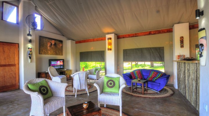 Cheetah Paw Eco Lodge