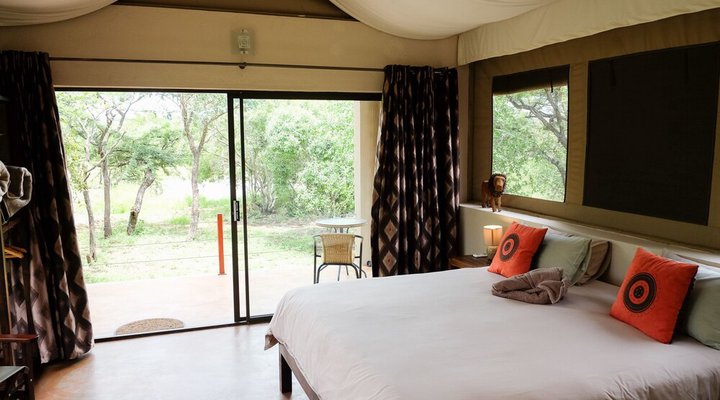 Cheetah Paw Eco Lodge