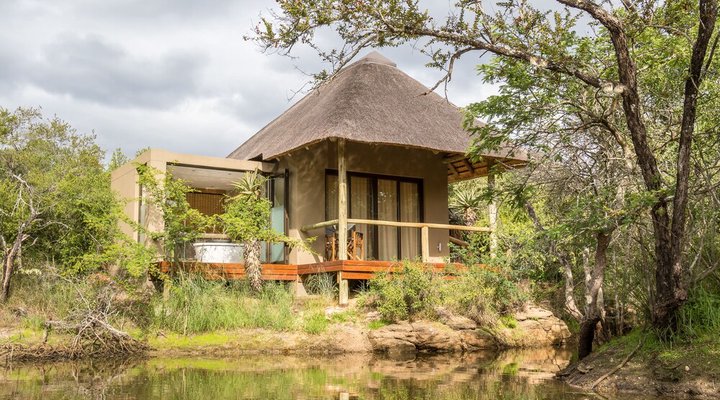 Cheetah Paw Eco Lodge
