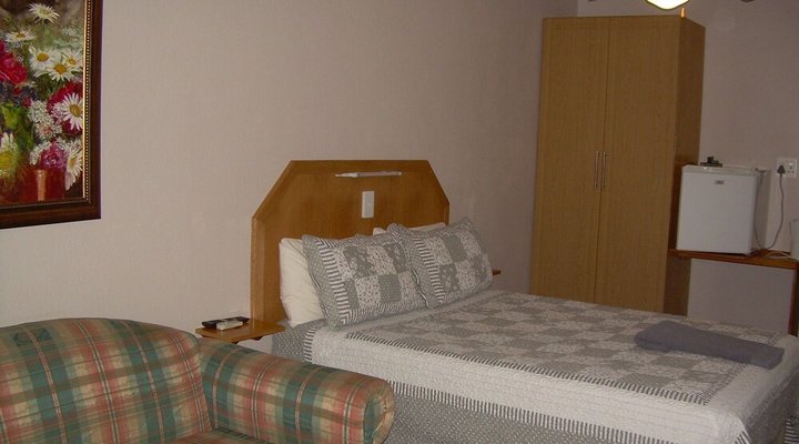 Matoppi Guest House