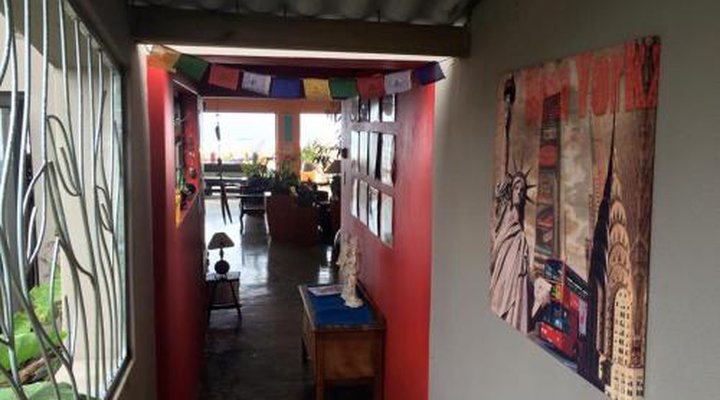 Sensayuma Backpackers
