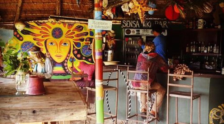 Sensayuma Backpackers