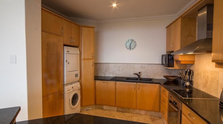 203 Oyster Quays