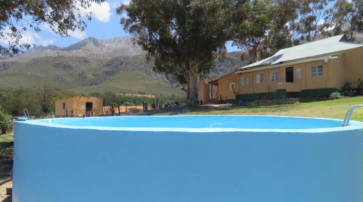 Swartberg Backpackers