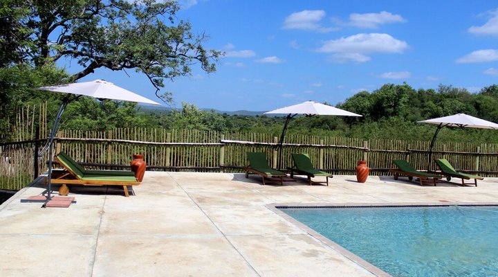 Nahakwe Lodge