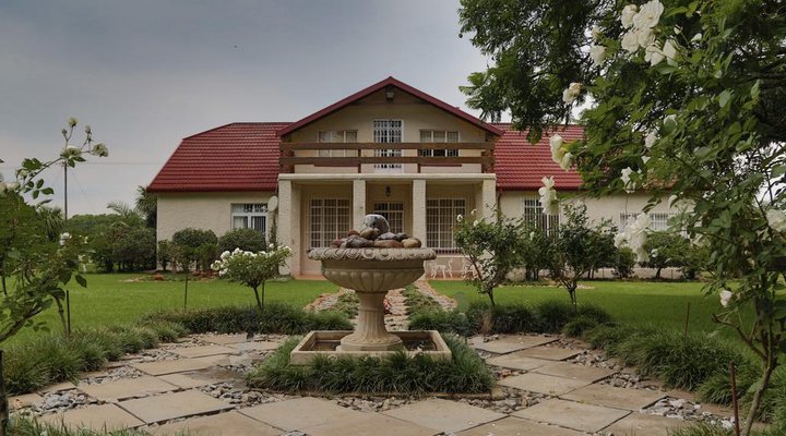 Aloe Country Lodge