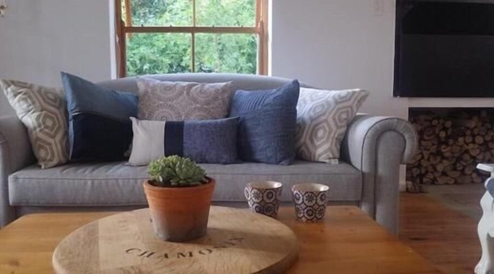 The Country Cottage
