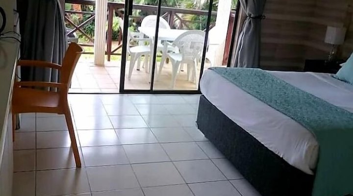Shelly Beach Lodge