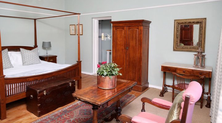 Newington Place