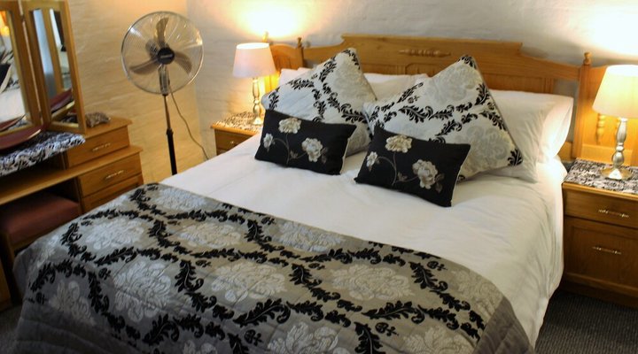 Ibis Way Guest House