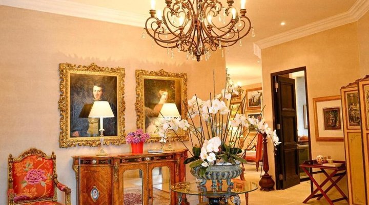 21 Roux Street Guesthouse