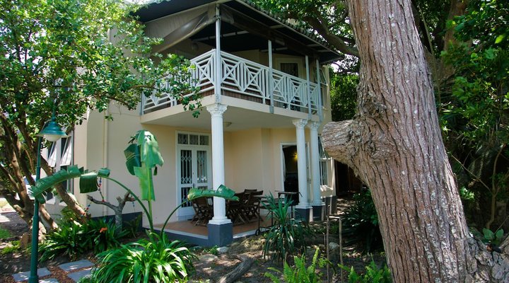 Riversyde Manor