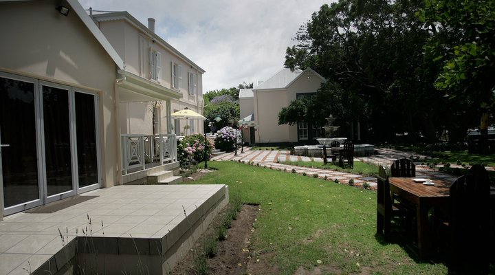 Riversyde Manor