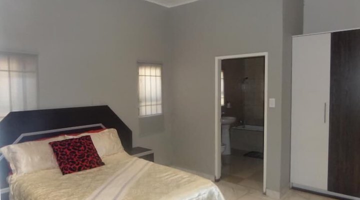 Tshedza Guest House