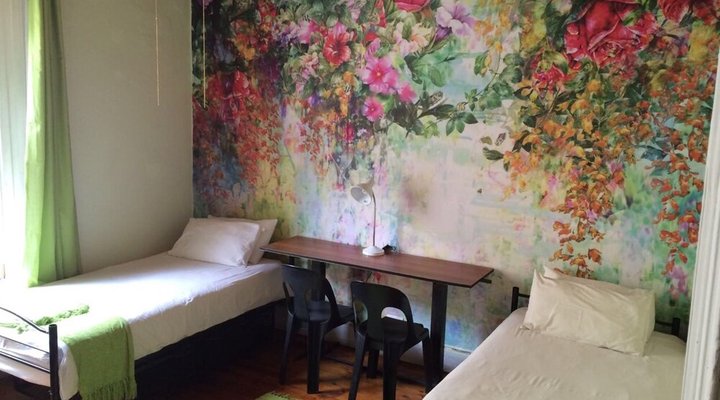 Oak Lodge FlashPackers