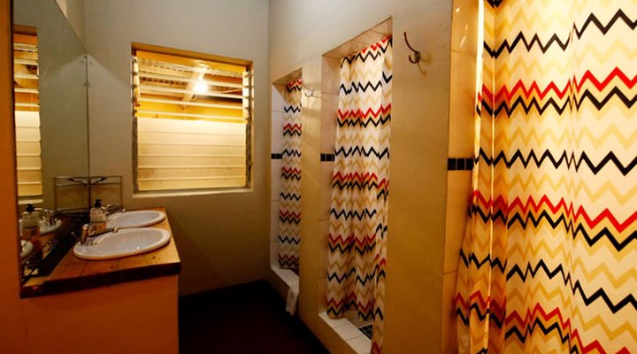 Oak Lodge FlashPackers