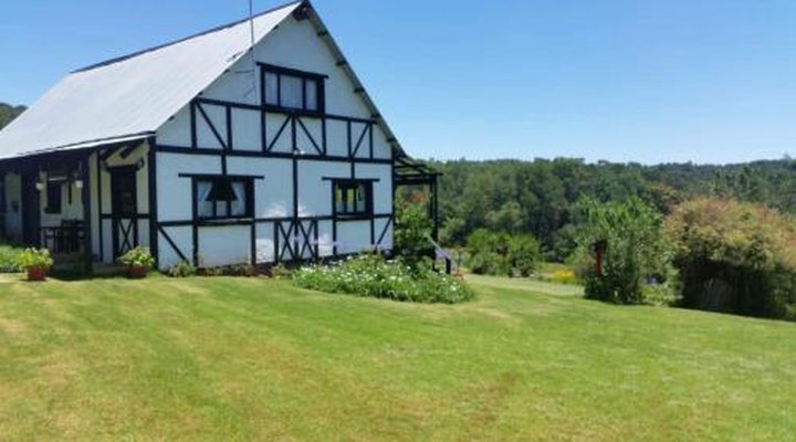 Woodcutters Guest House & Cottage