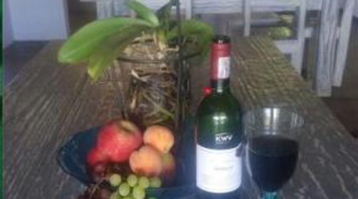 Woodcutters Guest House & Cottage