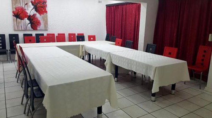 Reamogetswe Bed and Breakfast