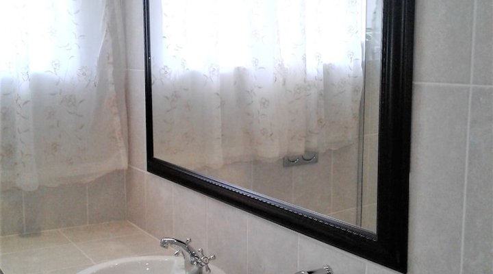 Rostalyn Guesthouse