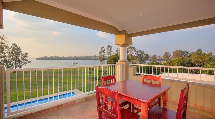 La Best Vaal Manor