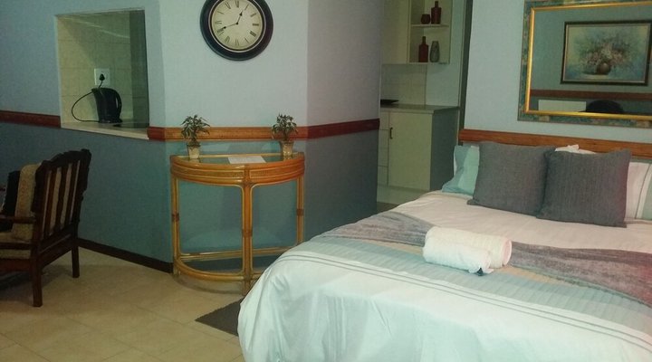 The Club House Guesthouse