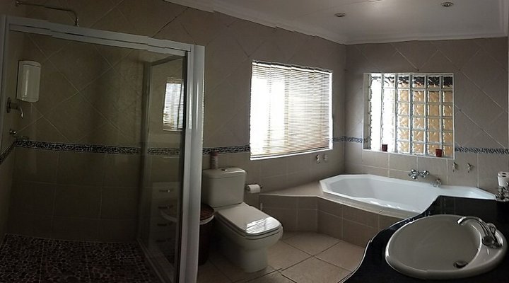 Villa Schreiner Guest House