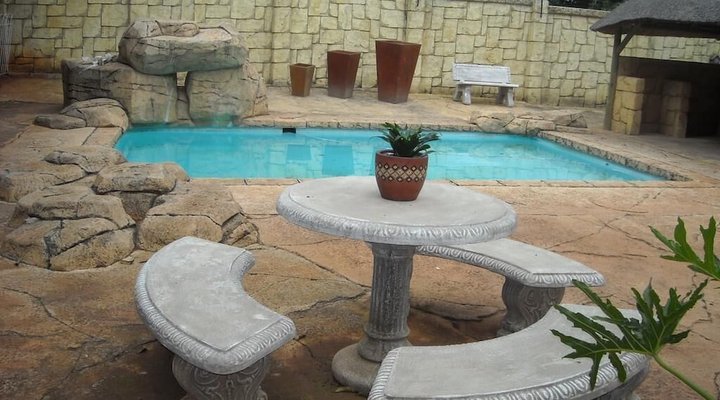 Upper Houghton Guesthouse