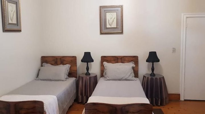 Upper Houghton Guesthouse