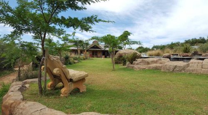 Rockwood Earth Lodge