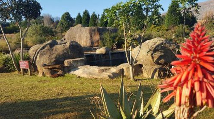 Rockwood Earth Lodge