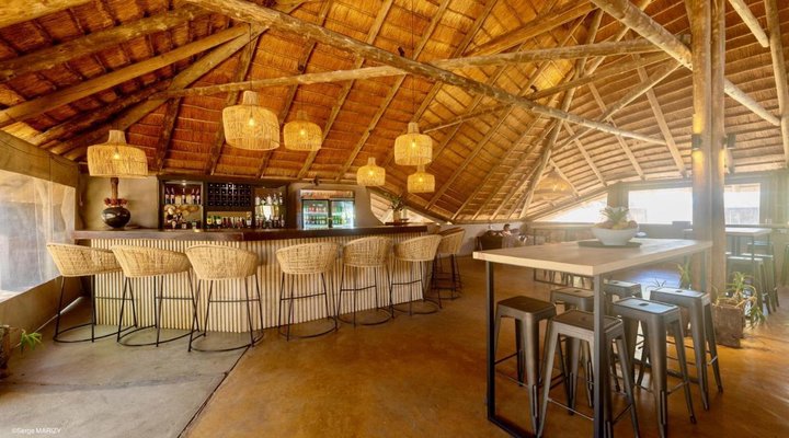 Unyati Safari Lodge
