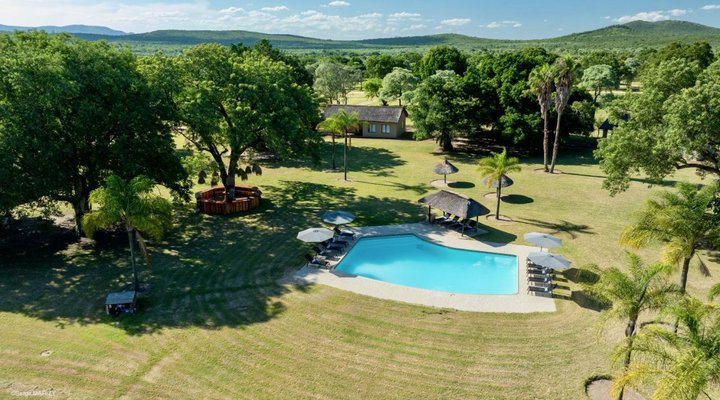 Unyati Safari Lodge