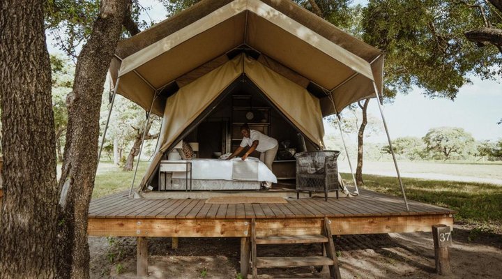 Unyati Safari Lodge