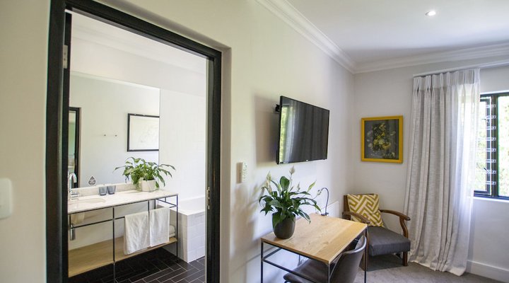 Twice Central Guesthouse