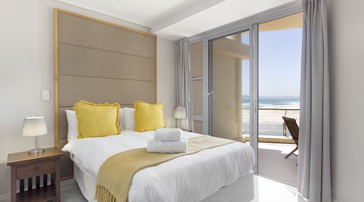 Lagoon Beach 302A by HostAgents