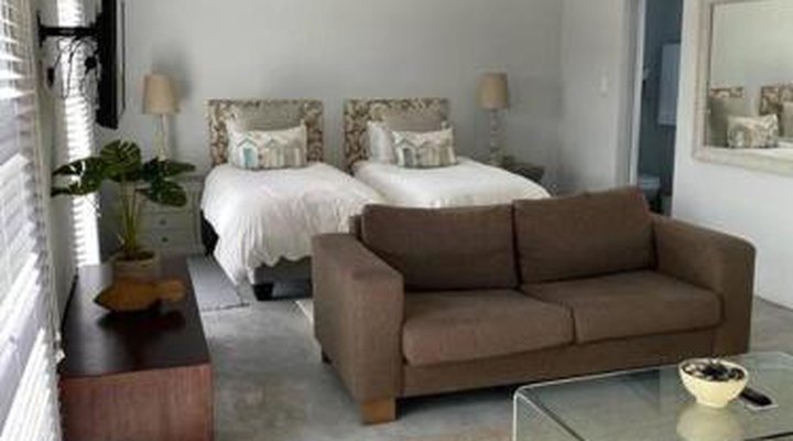 Cozy spacious loft on 4th Avenue