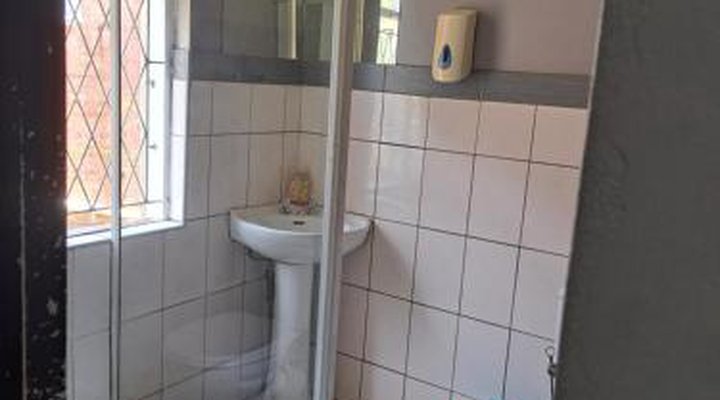PMB Backpackers Lodge