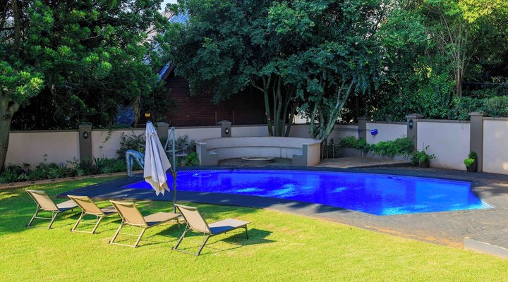 Adinkra Boutique Hotel