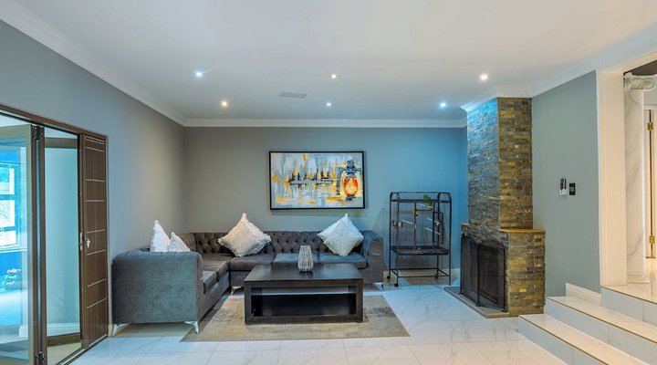 Adinkra Boutique Hotel