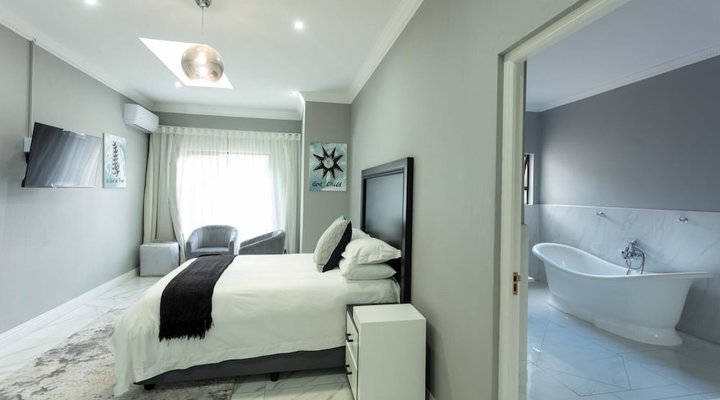 Adinkra Boutique Hotel