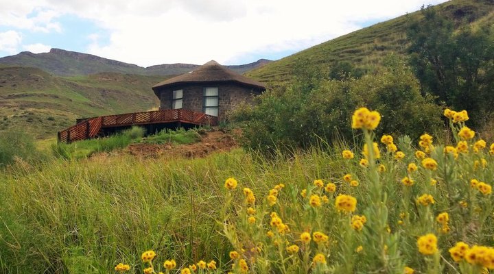 Amanzi Empilo Bungalow