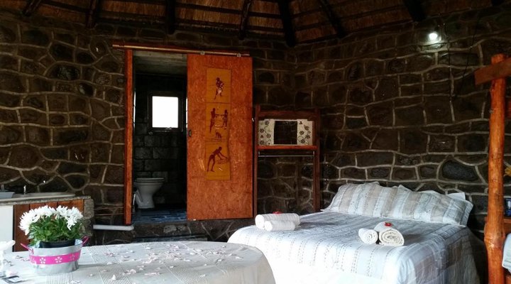 Amanzi Empilo Bungalow