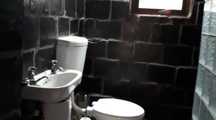 Amanzi Empilo Bungalow