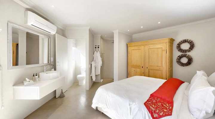 Rouge on Rose Boutique Hotel