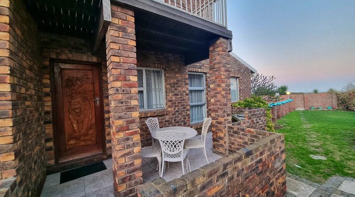 Whales Way Lodge
