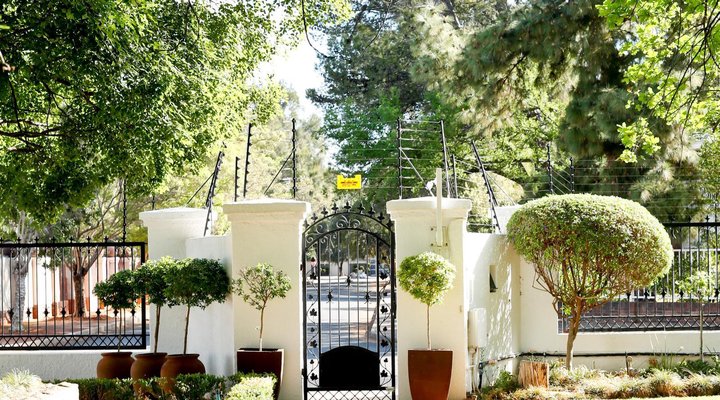 Barney Barnato B&B