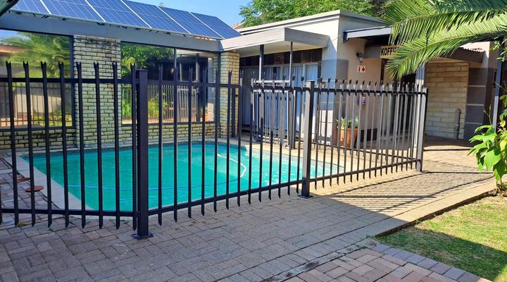 Gold Guest & Conference B&B