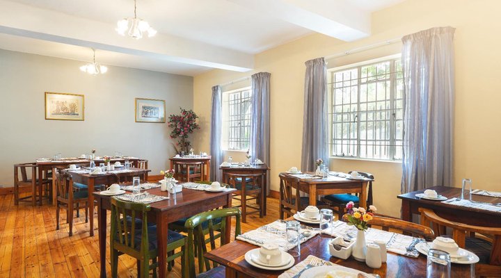Oak Lodge Guesthouse